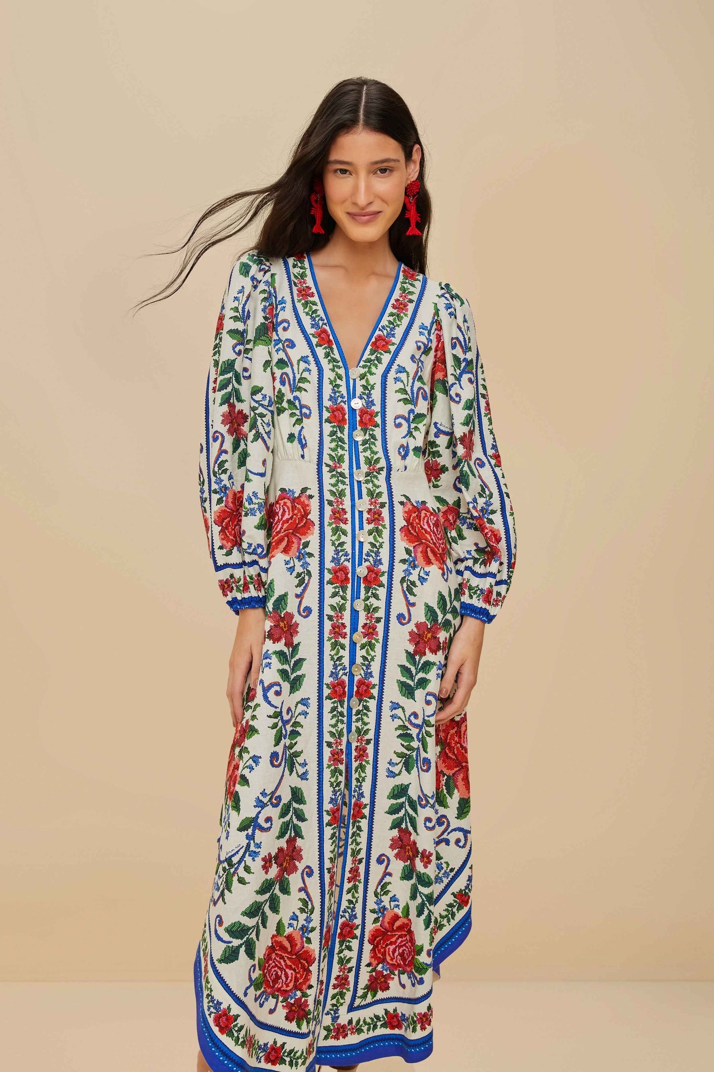 FARM Rio Off-White Flower Tapestry LENZING™ ECOVERO™ Euroflax™ Maxi Dress